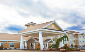 Holiday Inn Express & Suites Iron Mountain, an IHG Hotel